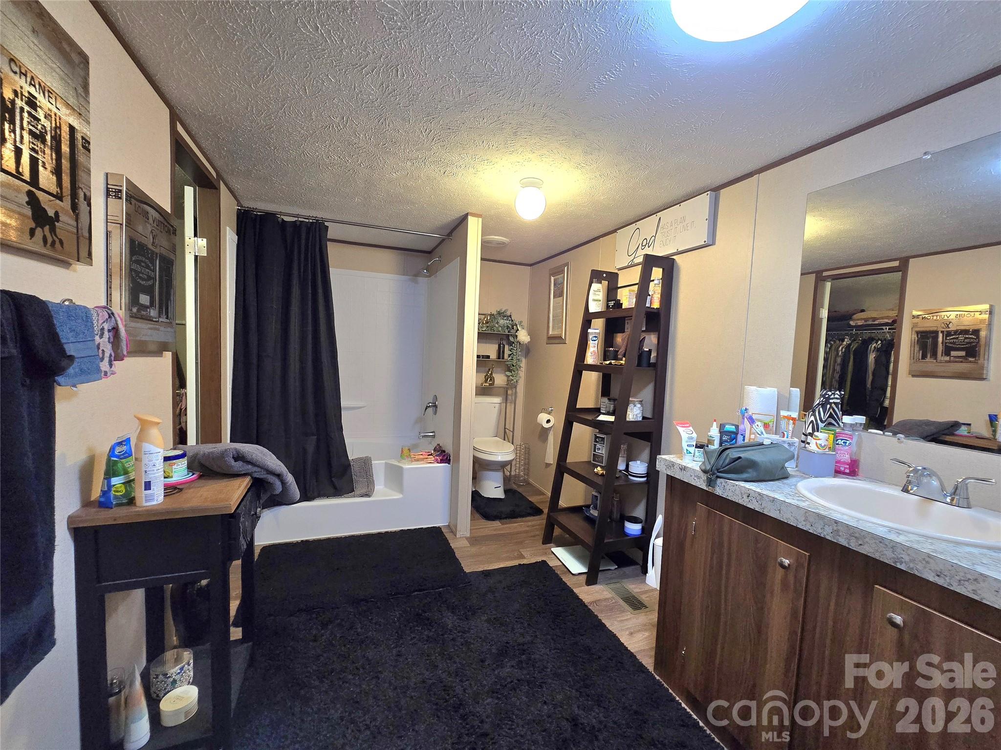 221 Turkey Pen Gap Road Horse Shoe NC 28742