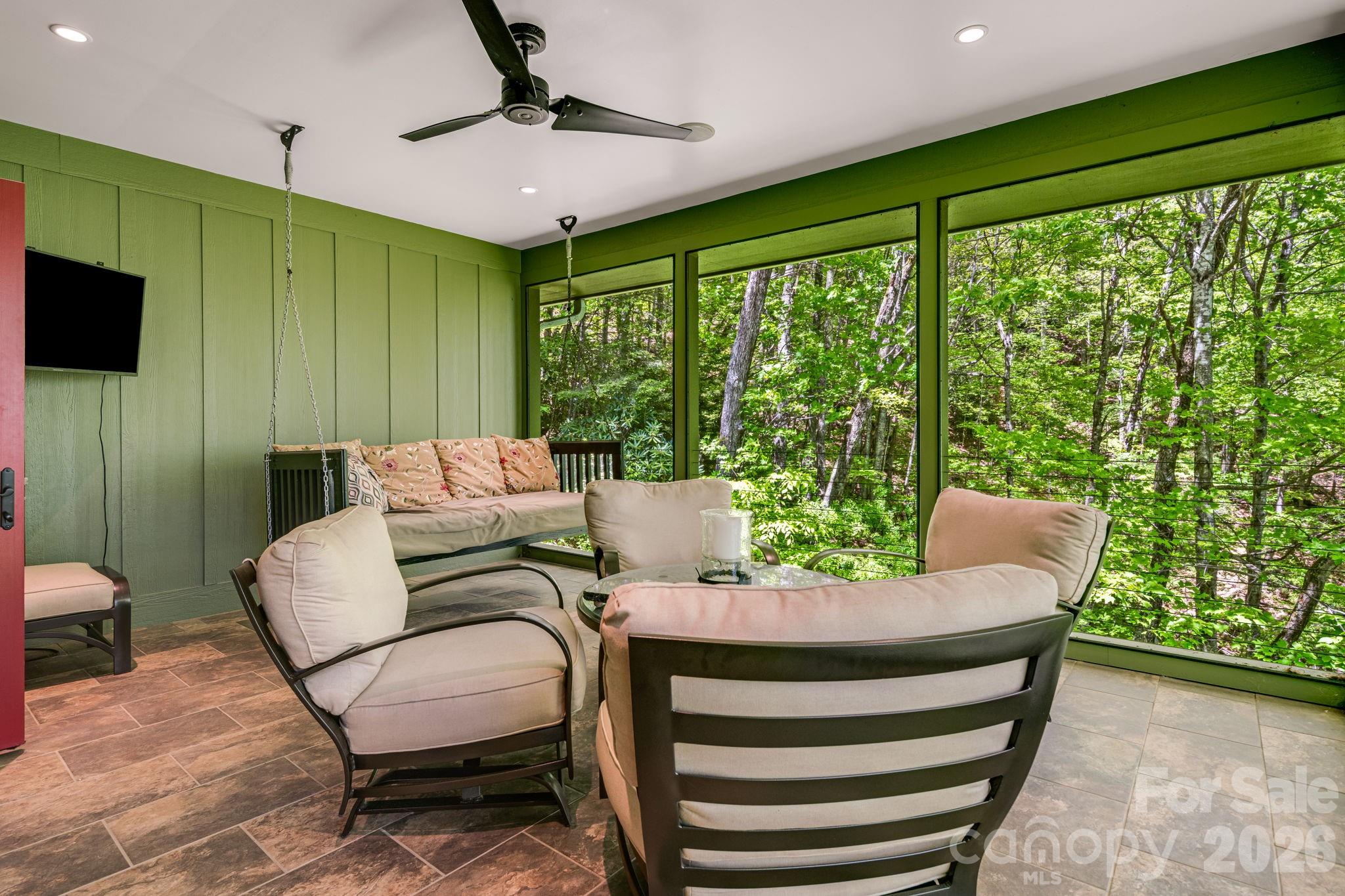 1760 Winding Creek Drive Waynesville NC 28786
