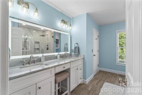 4129 Black Oak Road Hickory NC 28602