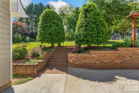 4129 Black Oak Road Hickory NC 28602