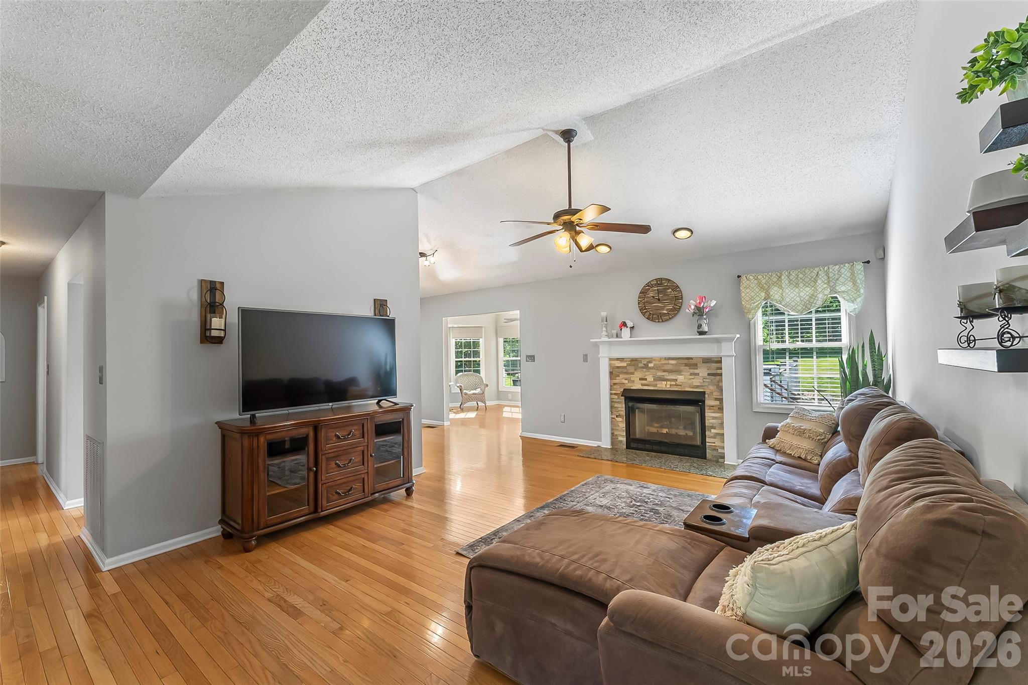4129 Black Oak Road Hickory NC 28602
