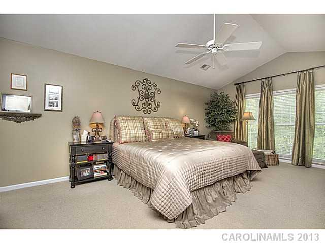 5701 Kinglet Lane Charlotte NC 28269