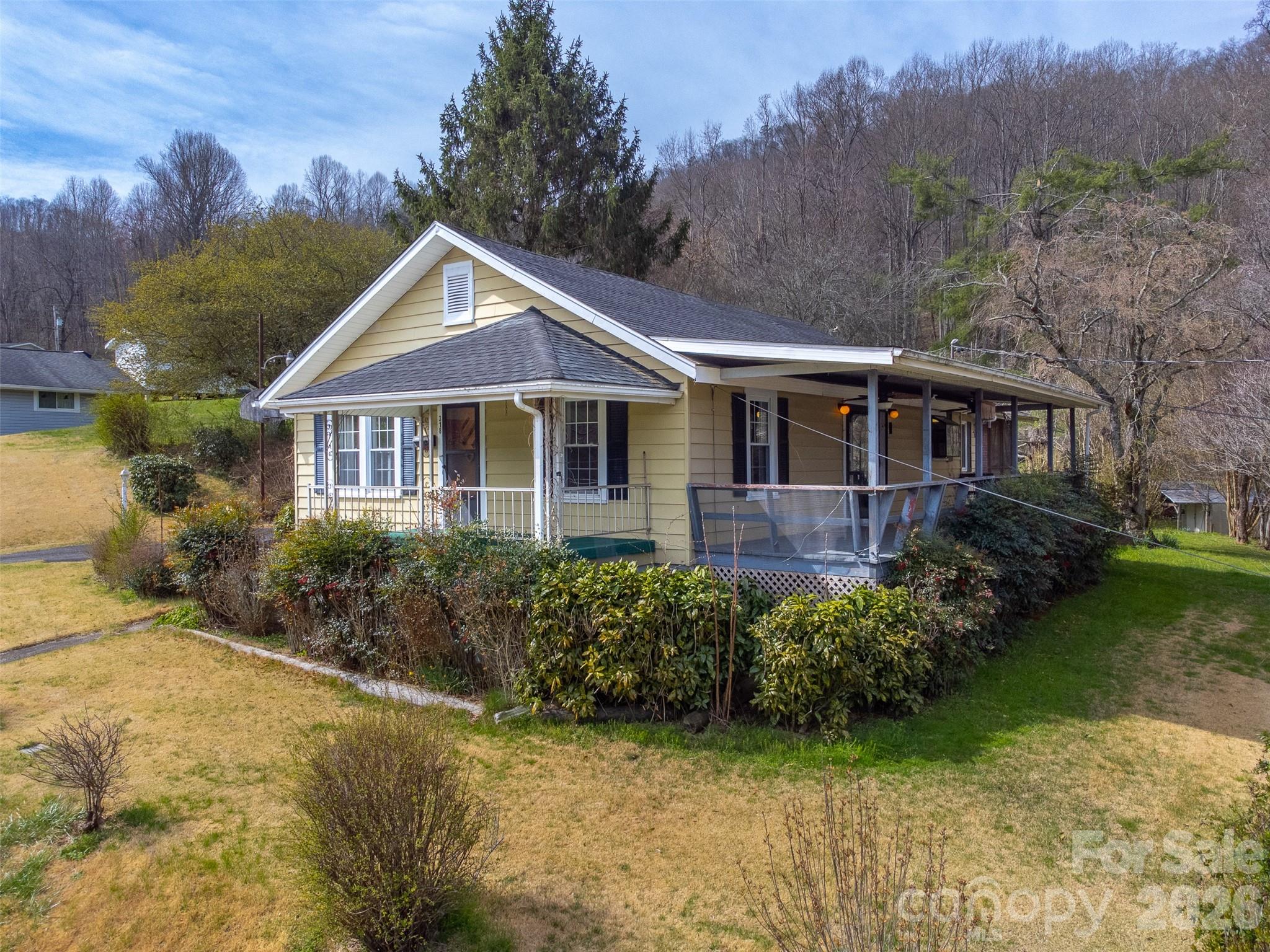 318 Sunrise Park Sylva NC 28779