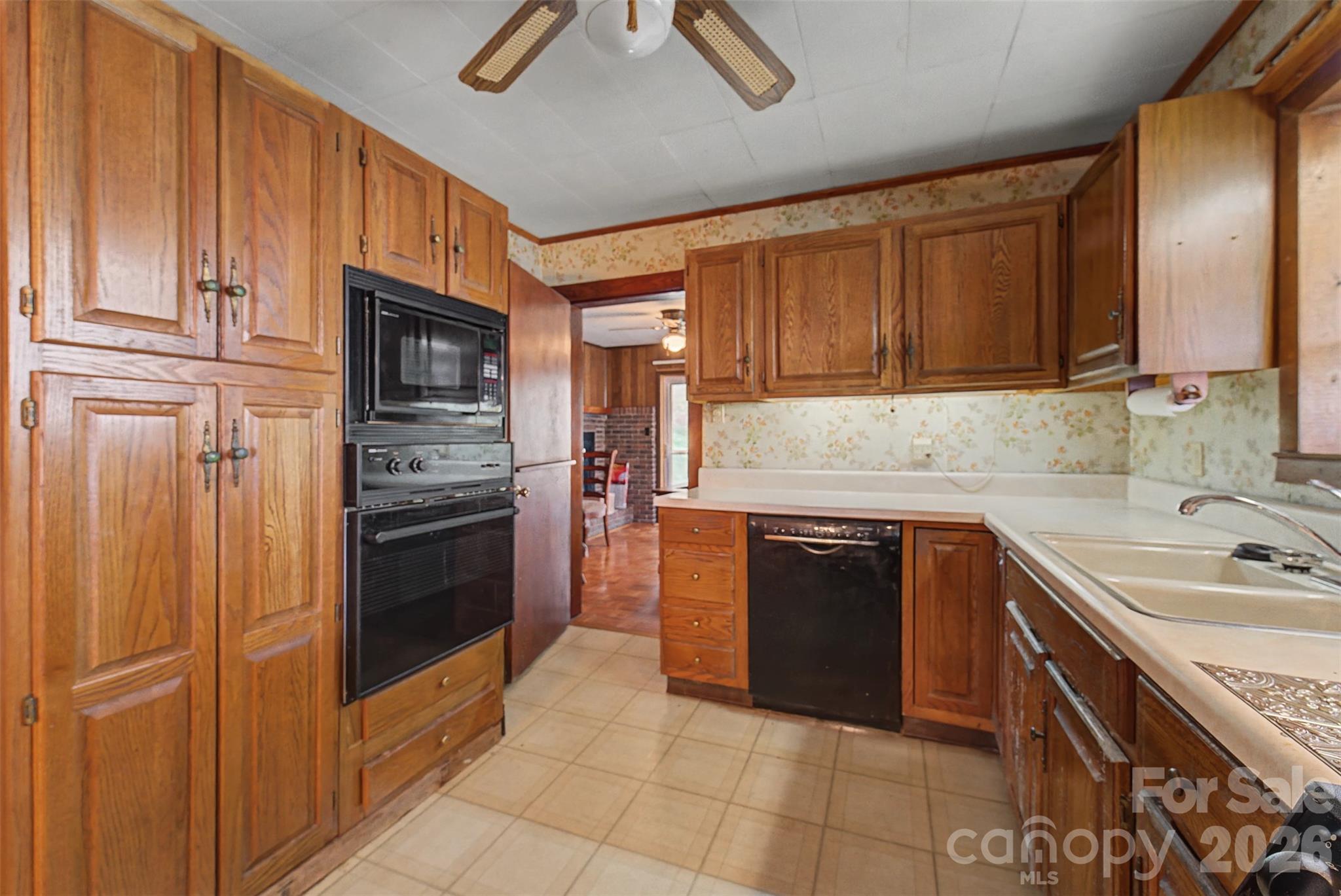 318 Sunrise Park Sylva NC 28779