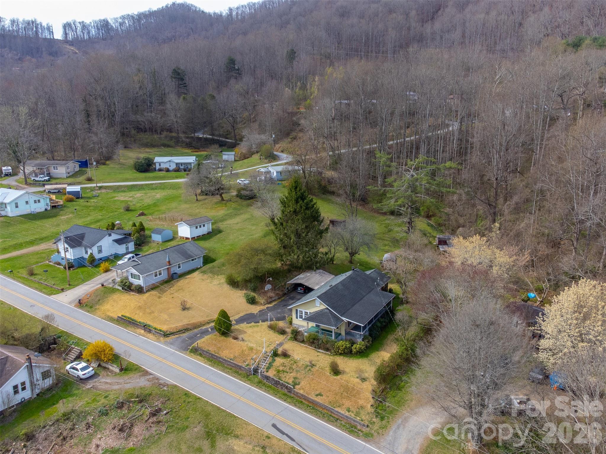 318 Sunrise Park Sylva NC 28779
