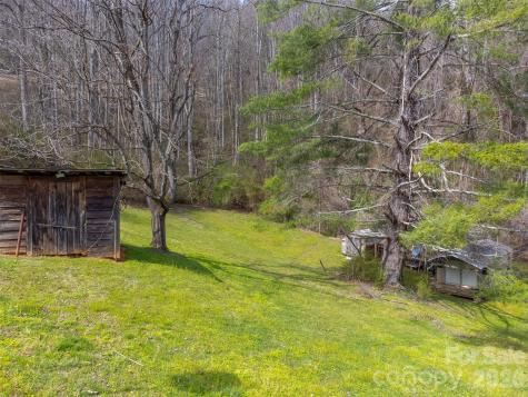 318 Sunrise Park Sylva NC 28779