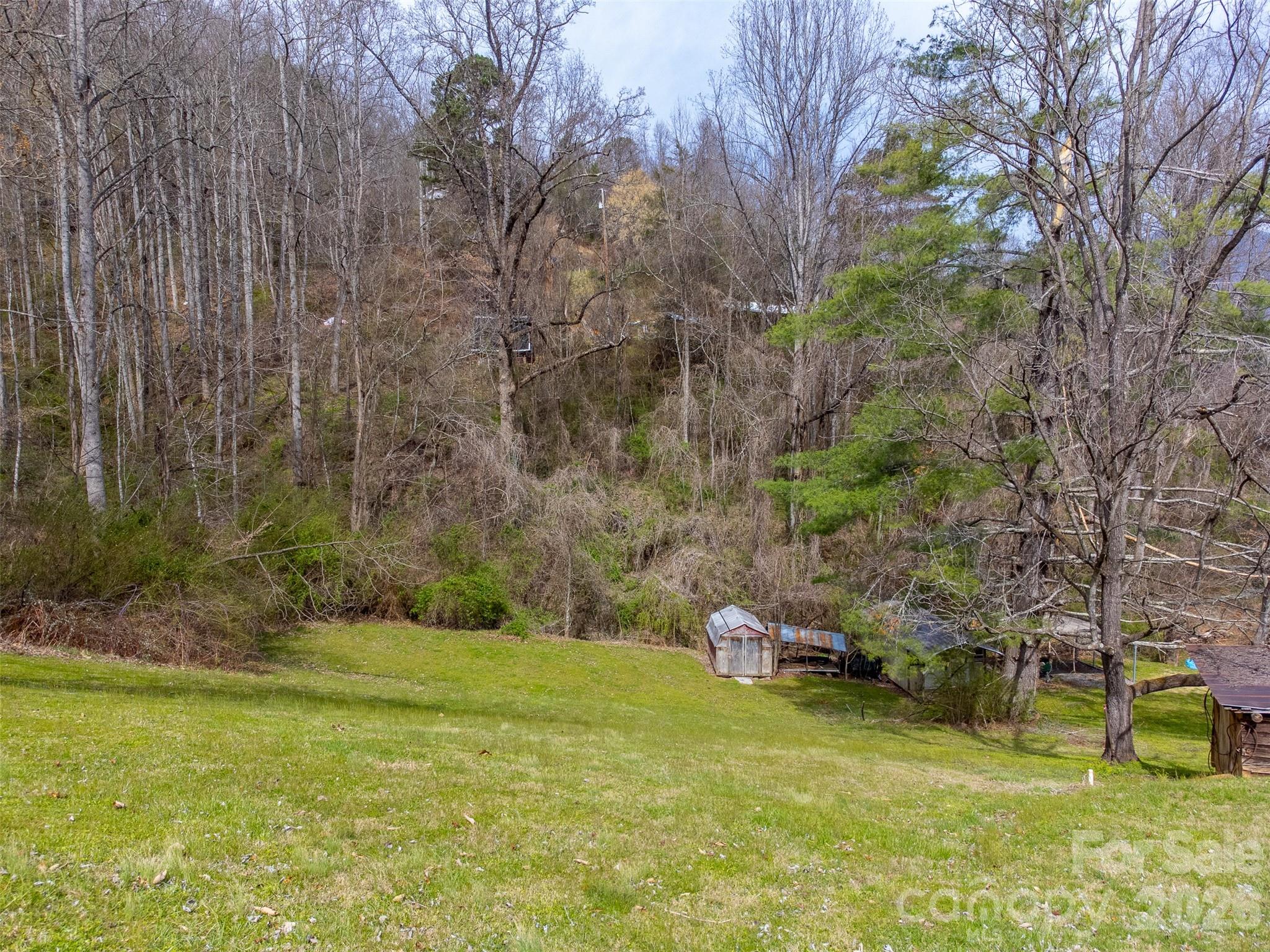 318 Sunrise Park Sylva NC 28779