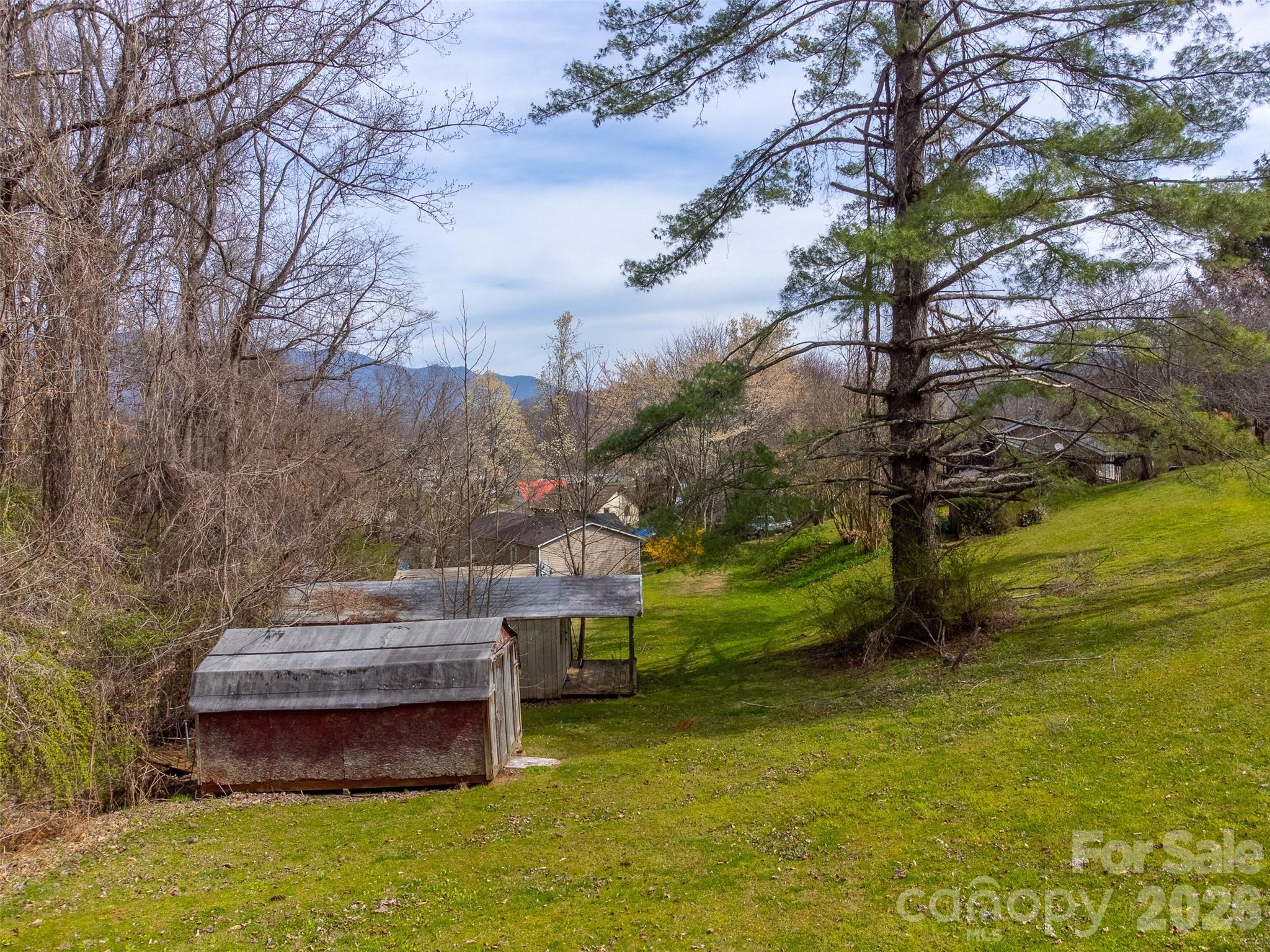 318 Sunrise Park Sylva NC 28779