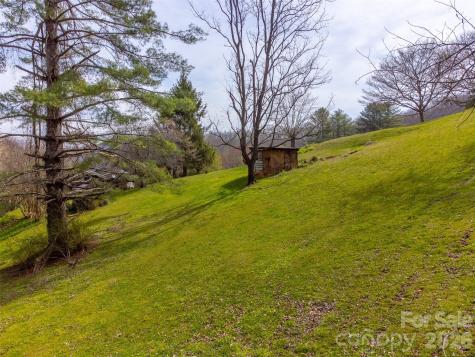 318 Sunrise Park Sylva NC 28779