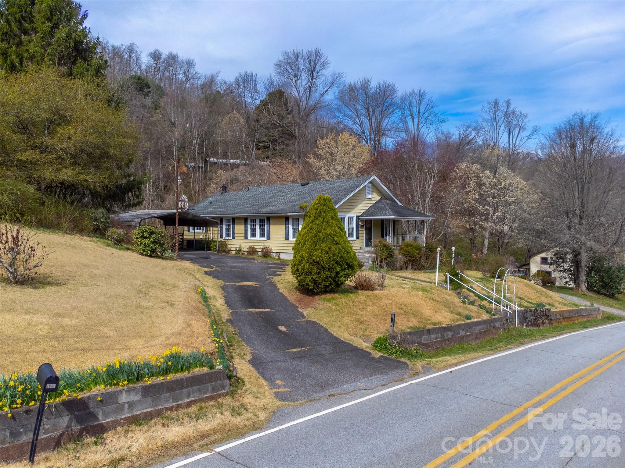 318 Sunrise Park Sylva NC 28779