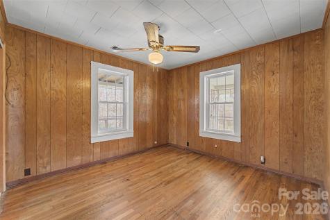 318 Sunrise Park Sylva NC 28779