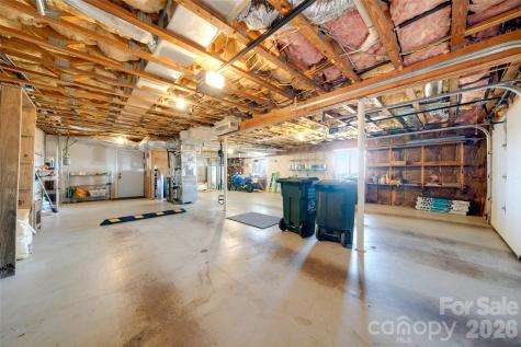 300 Roberts Drive Hendersonville NC 28739