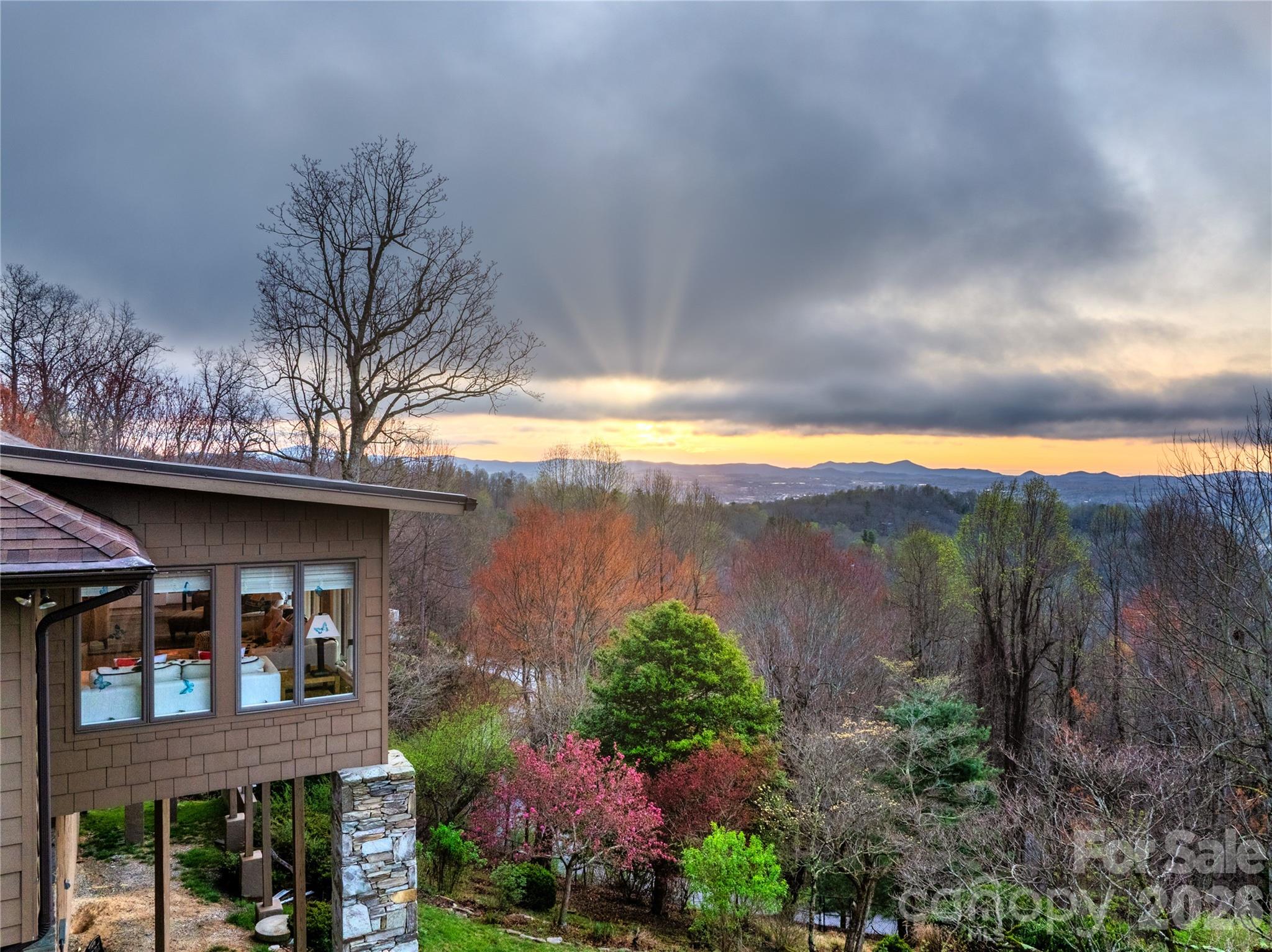 300 Roberts Drive Hendersonville NC 28739