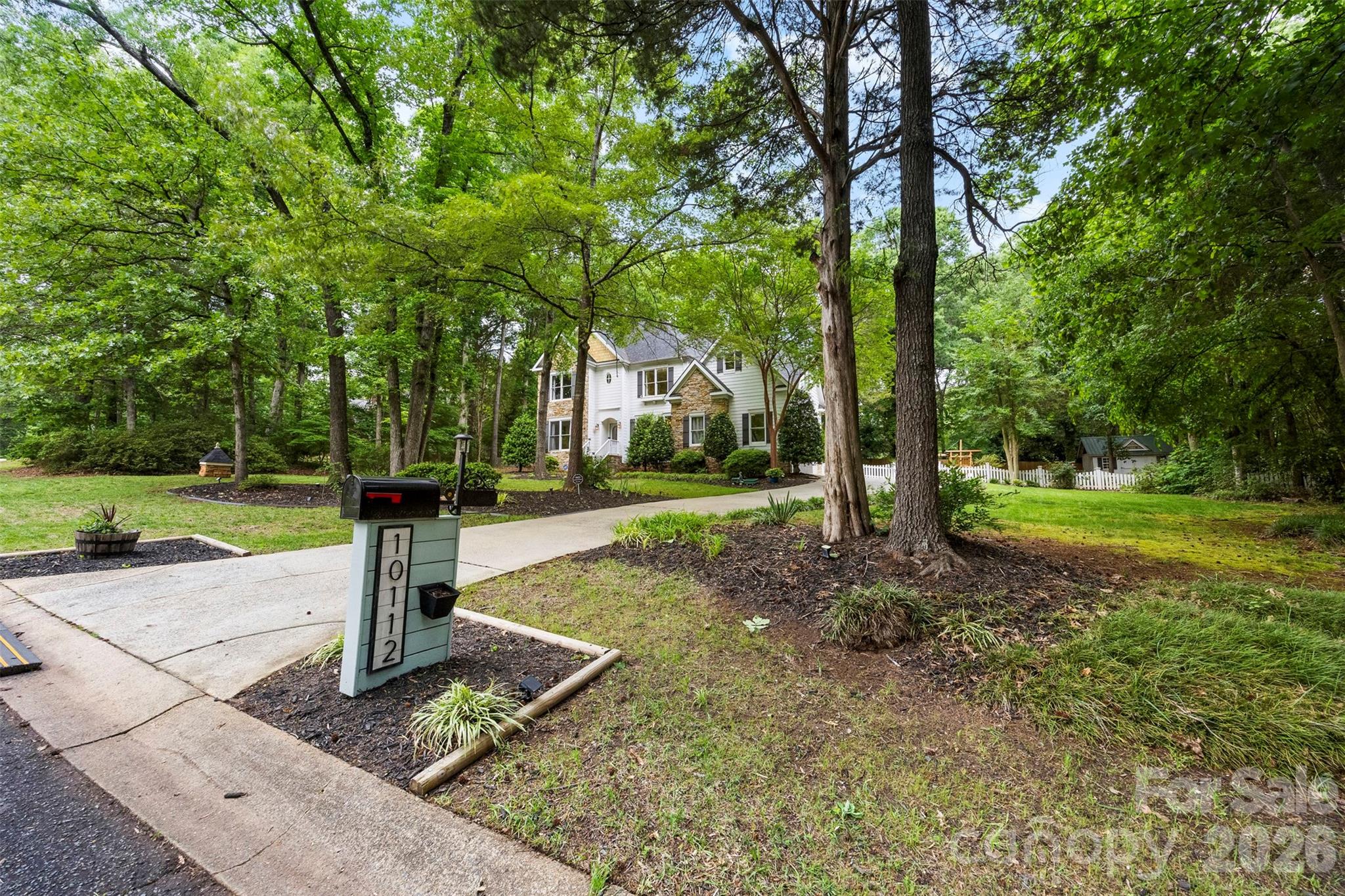 10112 Windtree Lane Charlotte NC 28215