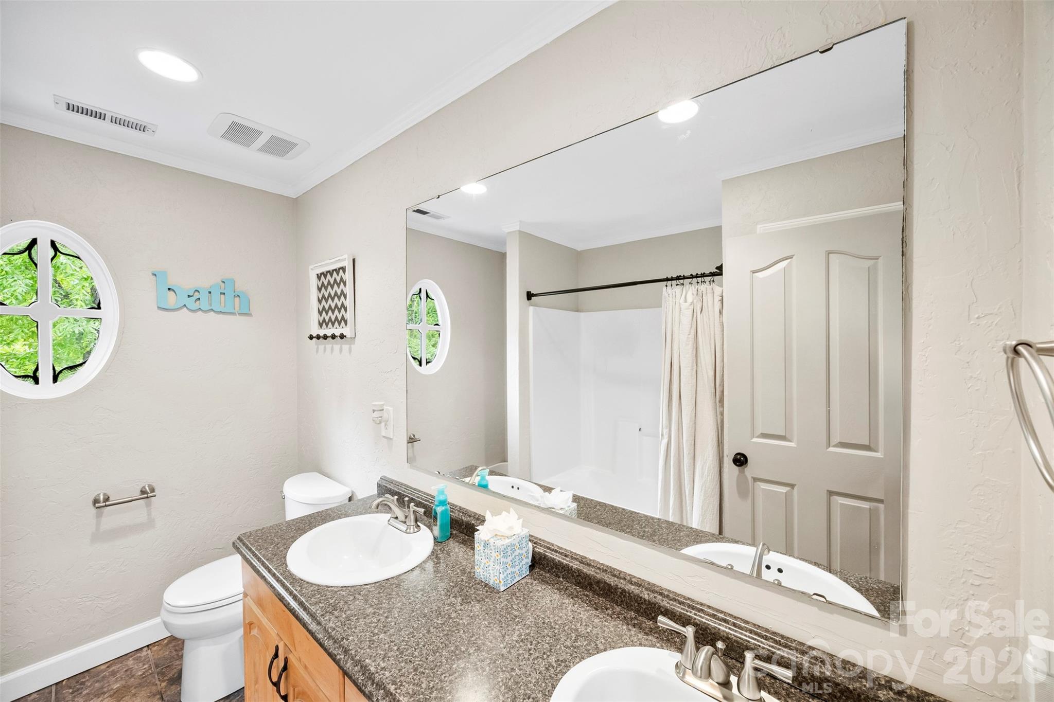 10112 Windtree Lane Charlotte NC 28215