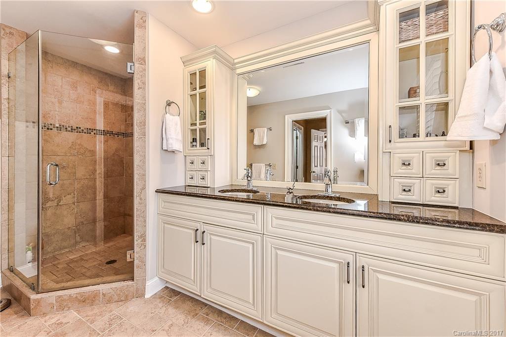 10127 Balmoral Circle Charlotte NC 28210