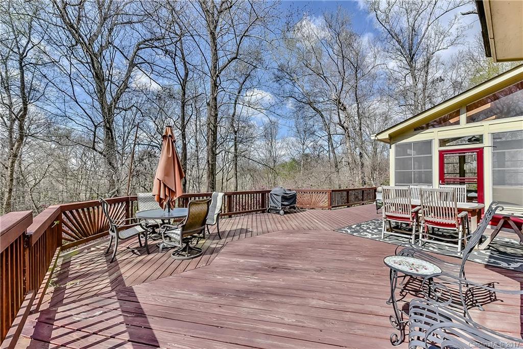 10127 Balmoral Circle Charlotte NC 28210