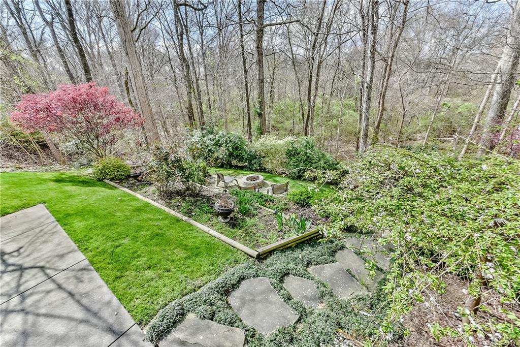 10127 Balmoral Circle Charlotte NC 28210