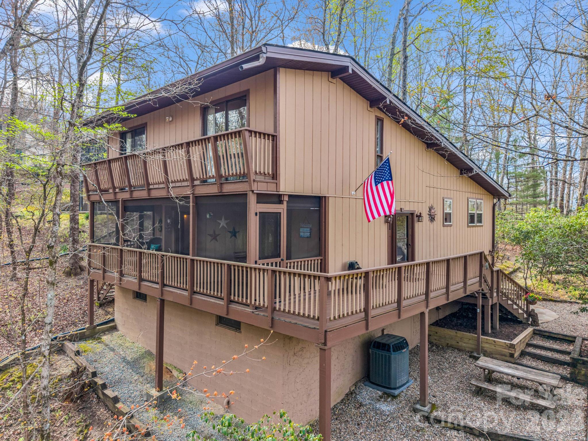 78 Wahuhu Court Brevard NC 28712