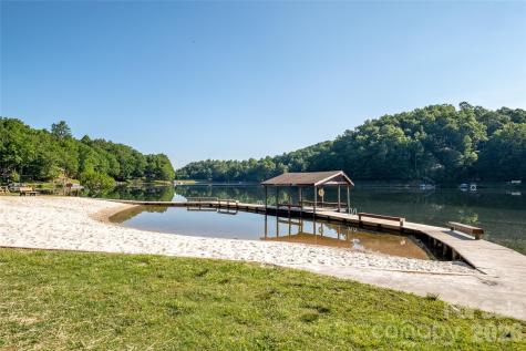 78 Wahuhu Court Brevard NC 28712