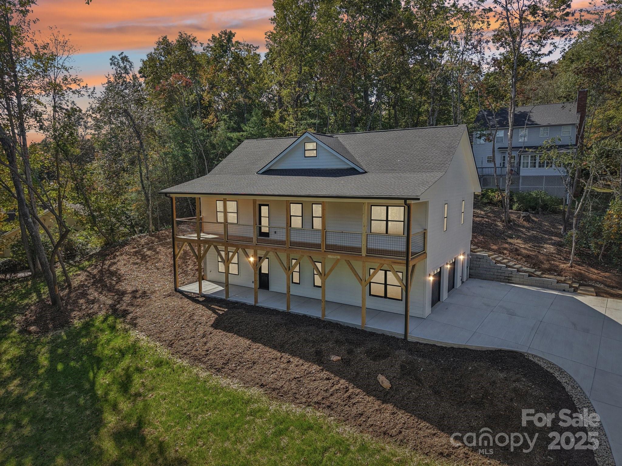 Mills River NC, 271 Greenstone Lane