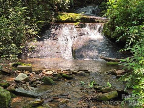 229 Hubbard Hollow Road Rosman NC 28772