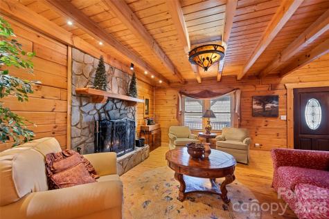 270 Admiration Court Waynesville NC 28785