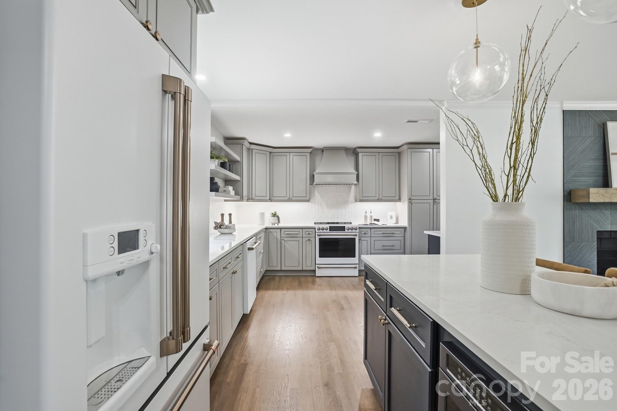 4017 Leeds Drive Charlotte NC 28205