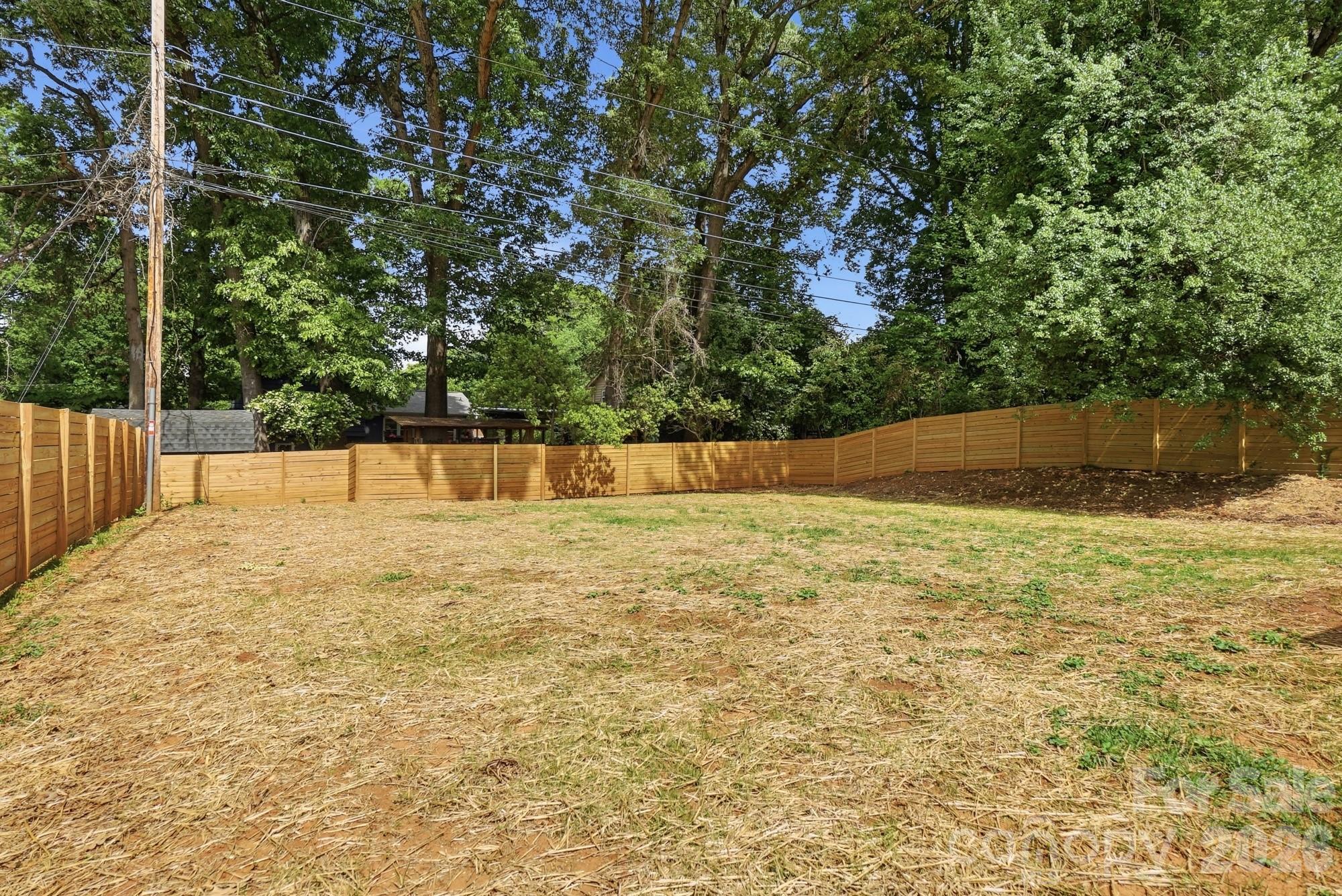 4017 Leeds Drive Charlotte NC 28205