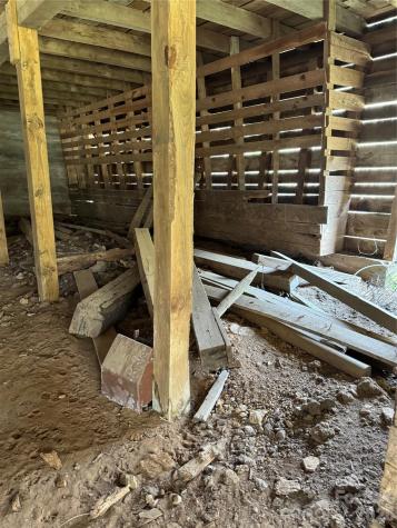 1820 Grapevine Road Marshall NC 28753