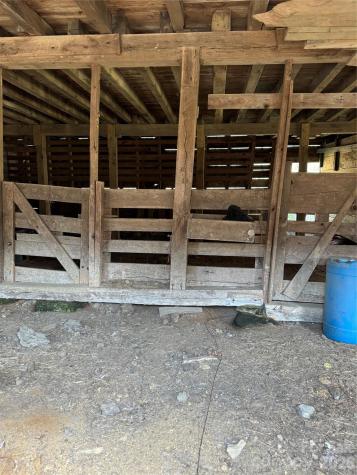 1820 Grapevine Road Marshall NC 28753