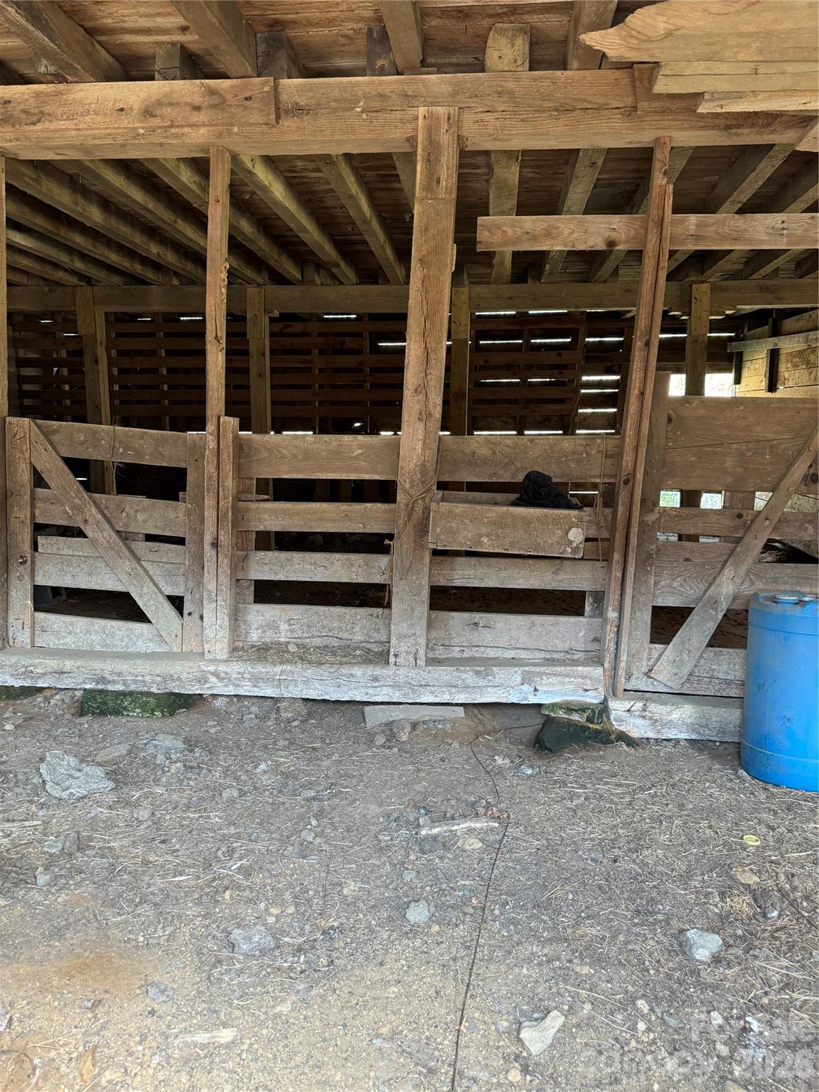 1820 Grapevine Road Marshall NC 28753