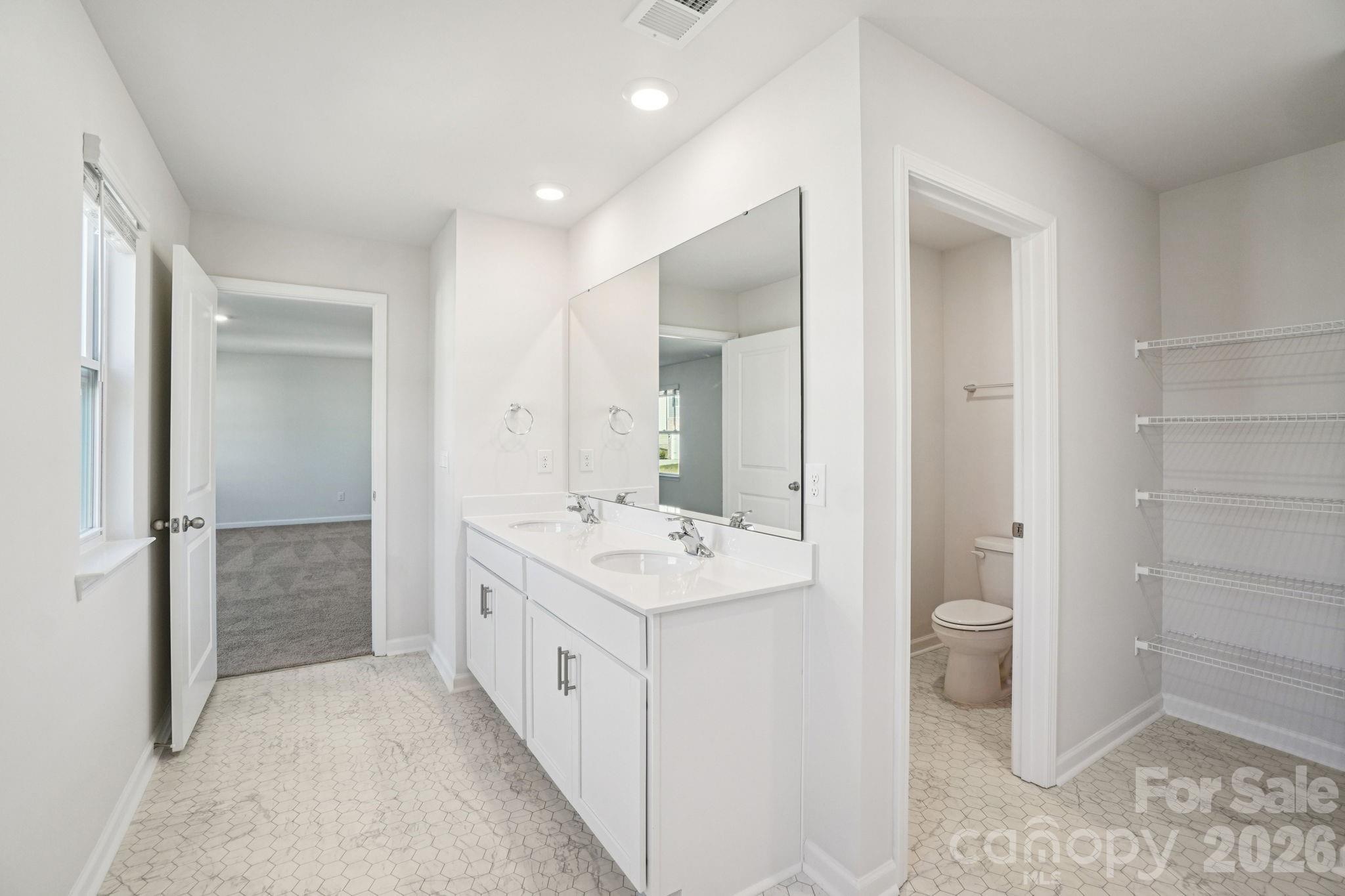 834 Adelston Lane Asheville NC 28804