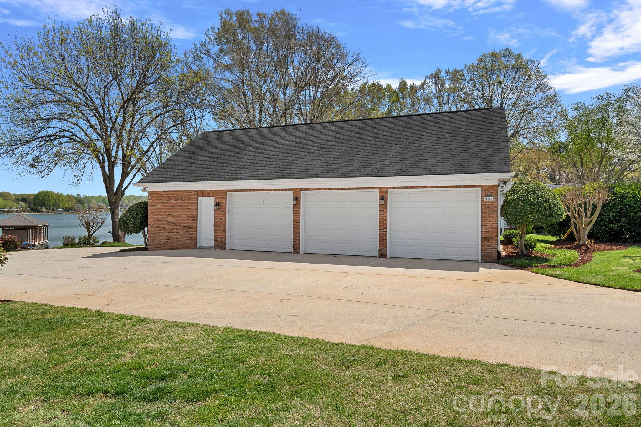 223 Wilson Lake Road Mooresville NC 28117