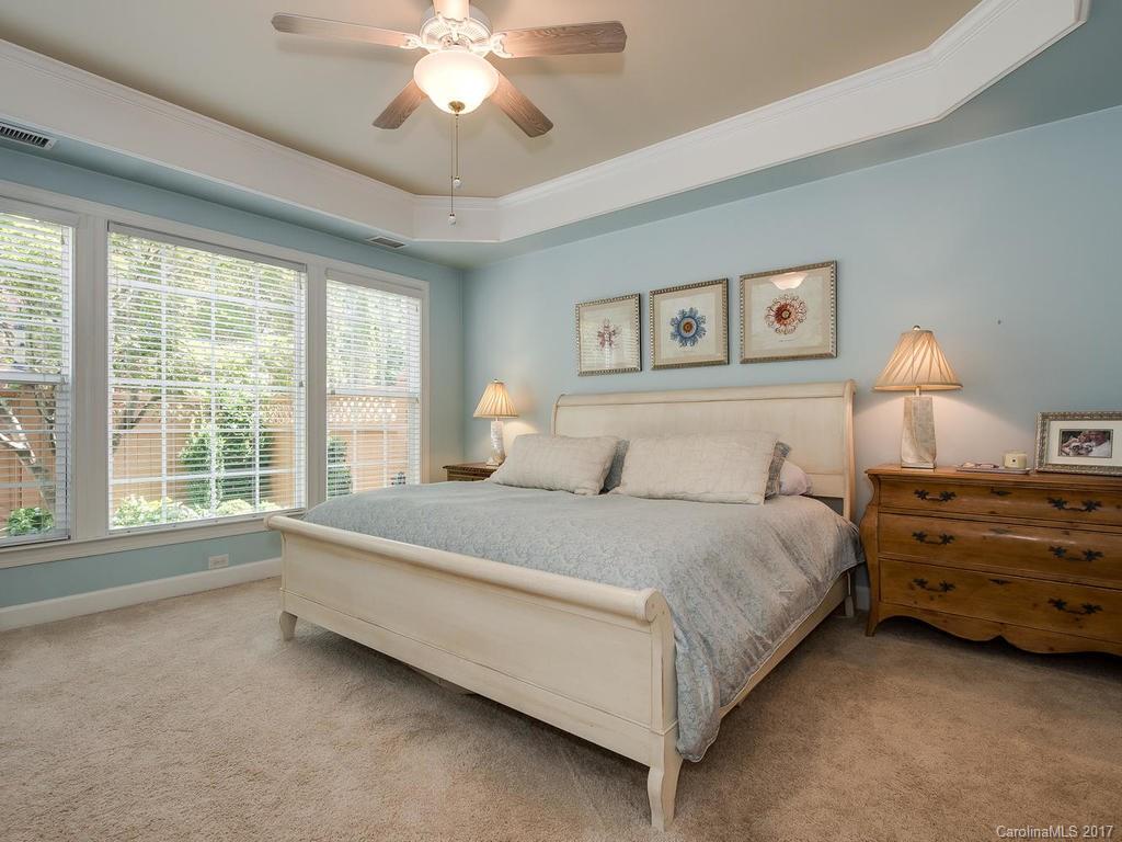 11532 Corliss Avenue Charlotte NC 28277
