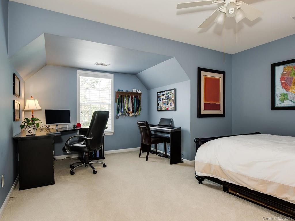 11532 Corliss Avenue Charlotte NC 28277