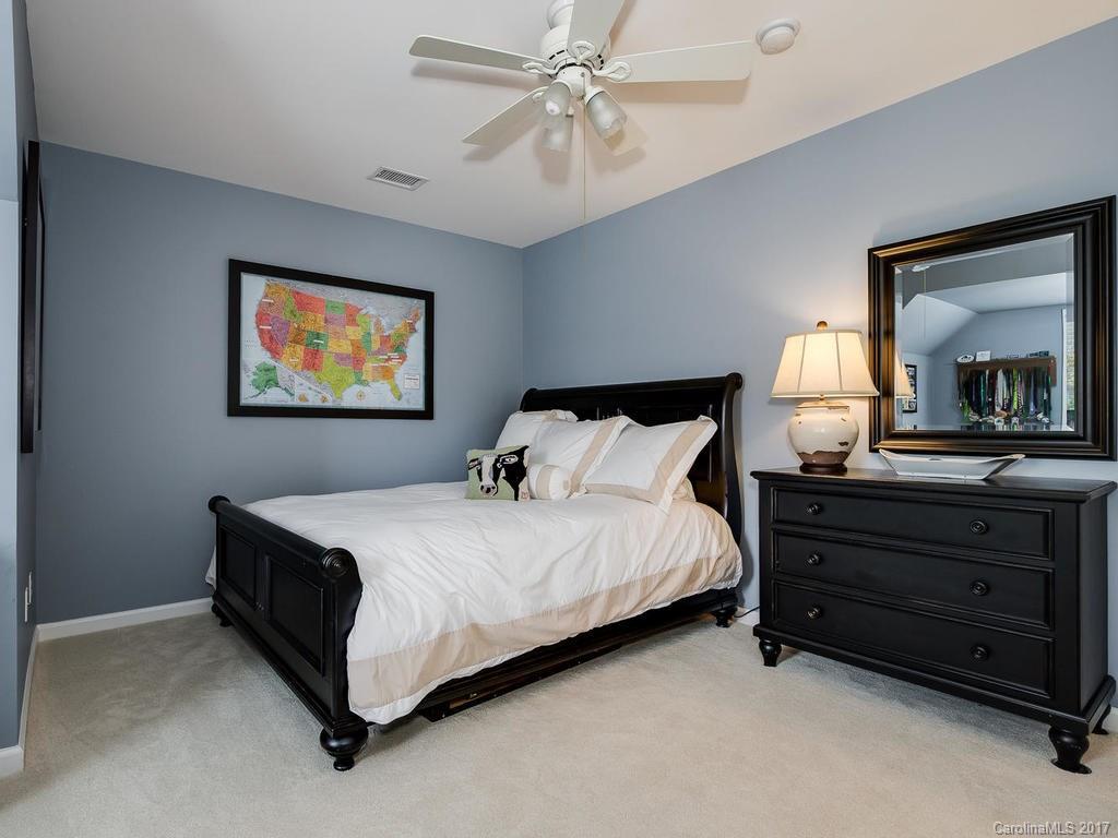 11532 Corliss Avenue Charlotte NC 28277