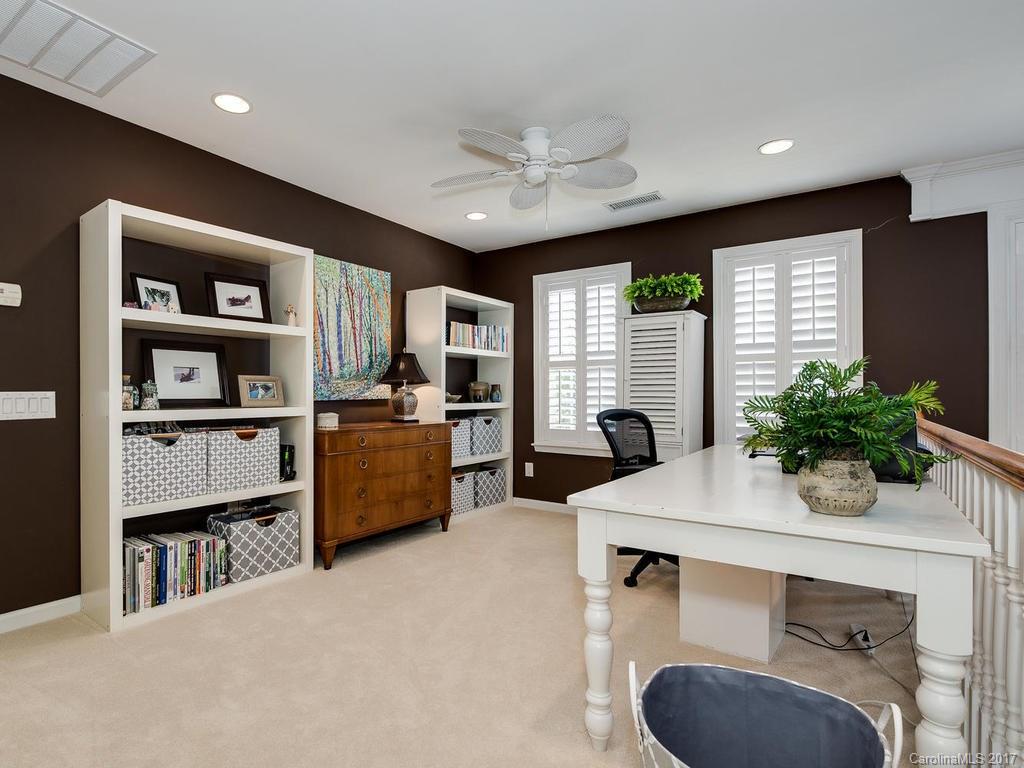 11532 Corliss Avenue Charlotte NC 28277