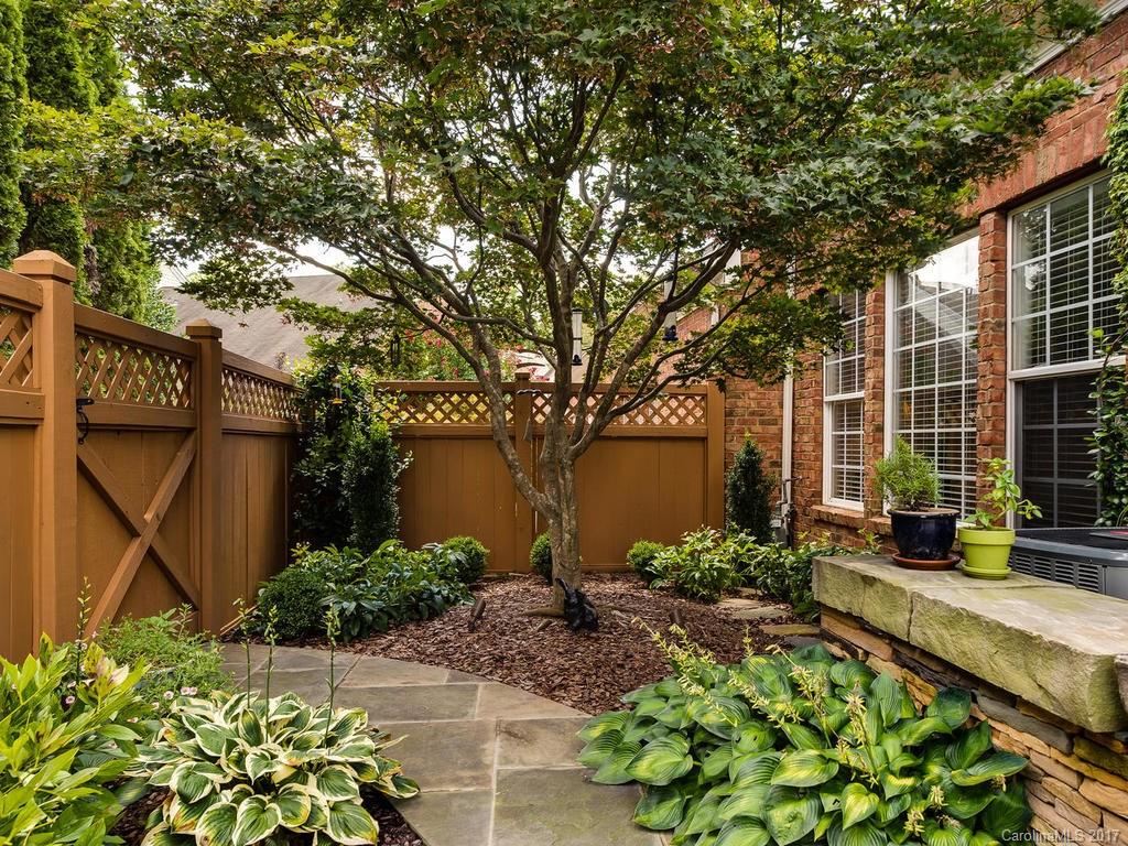 11532 Corliss Avenue Charlotte NC 28277