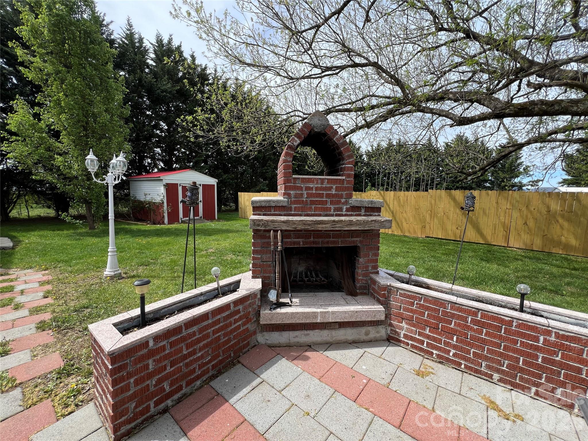 93 Laycock Road Hendersonville NC 28792