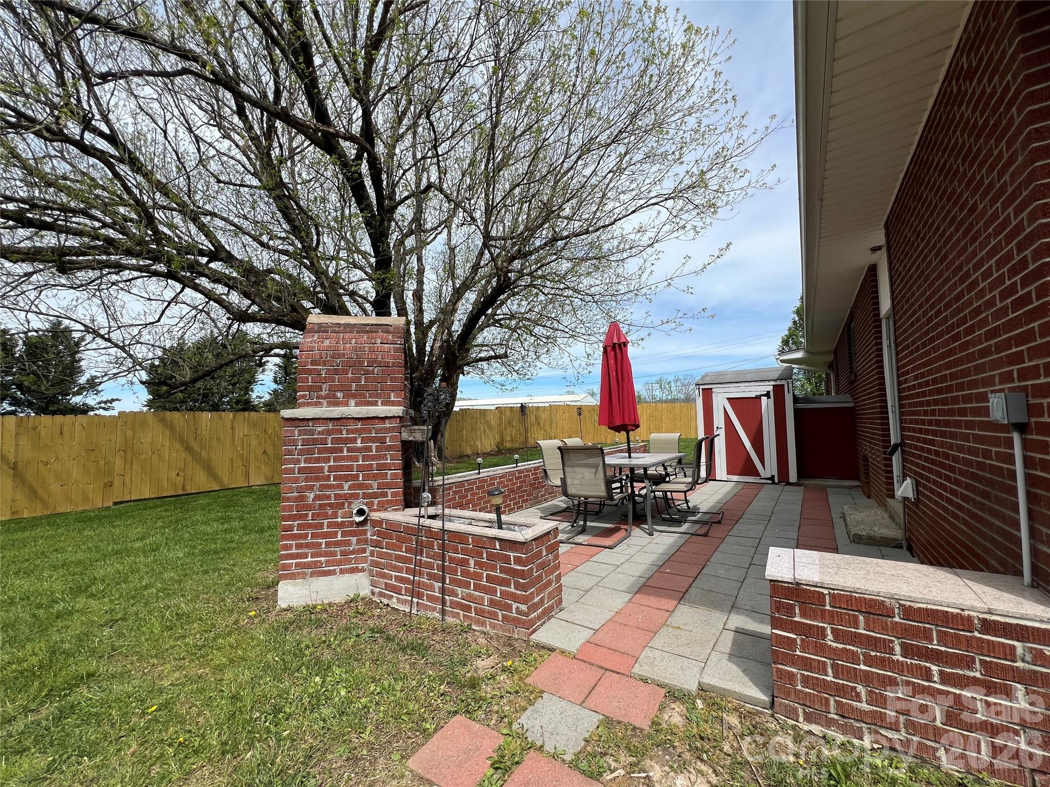93 Laycock Road Hendersonville NC 28792