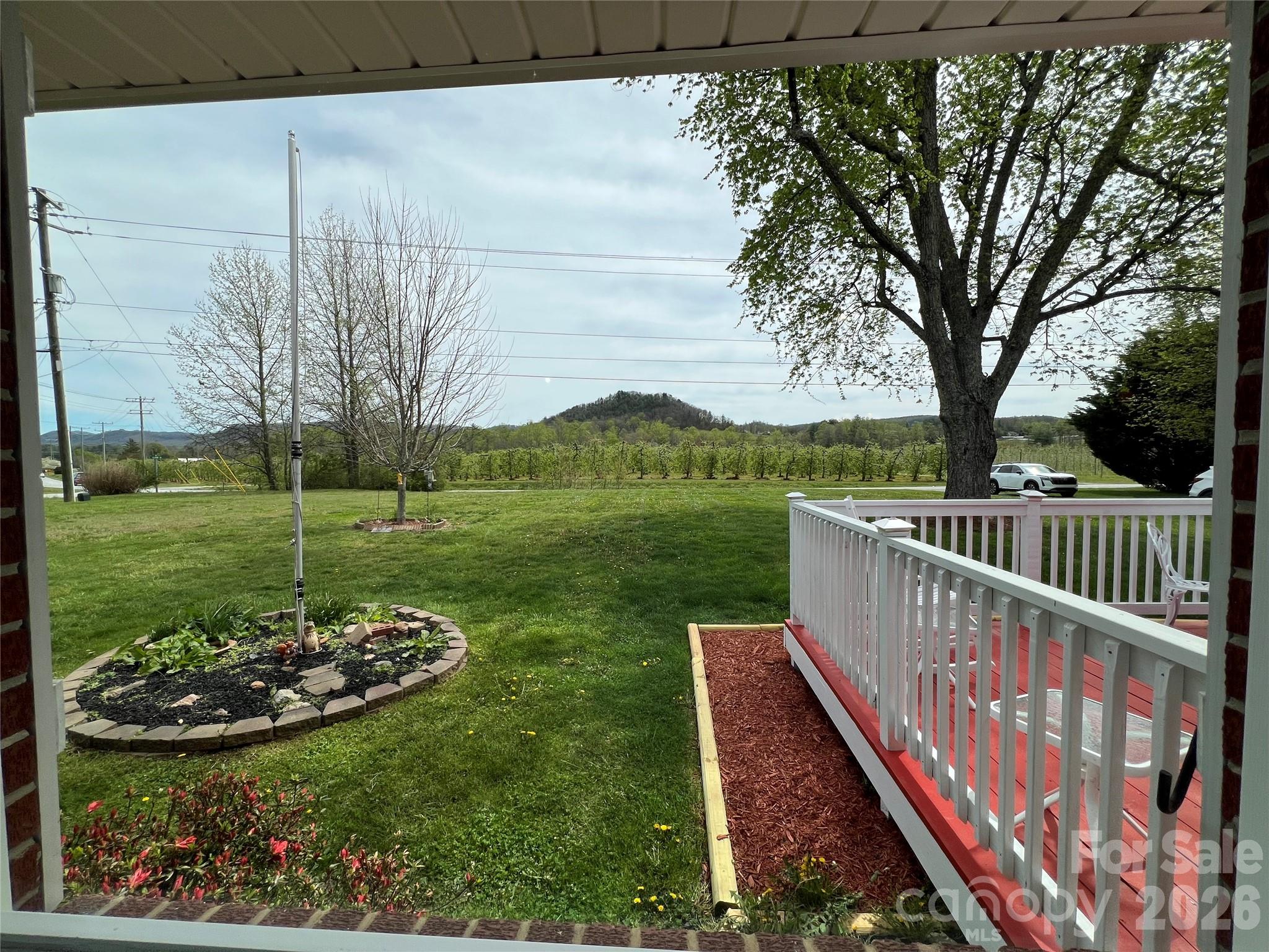 93 Laycock Road Hendersonville NC 28792