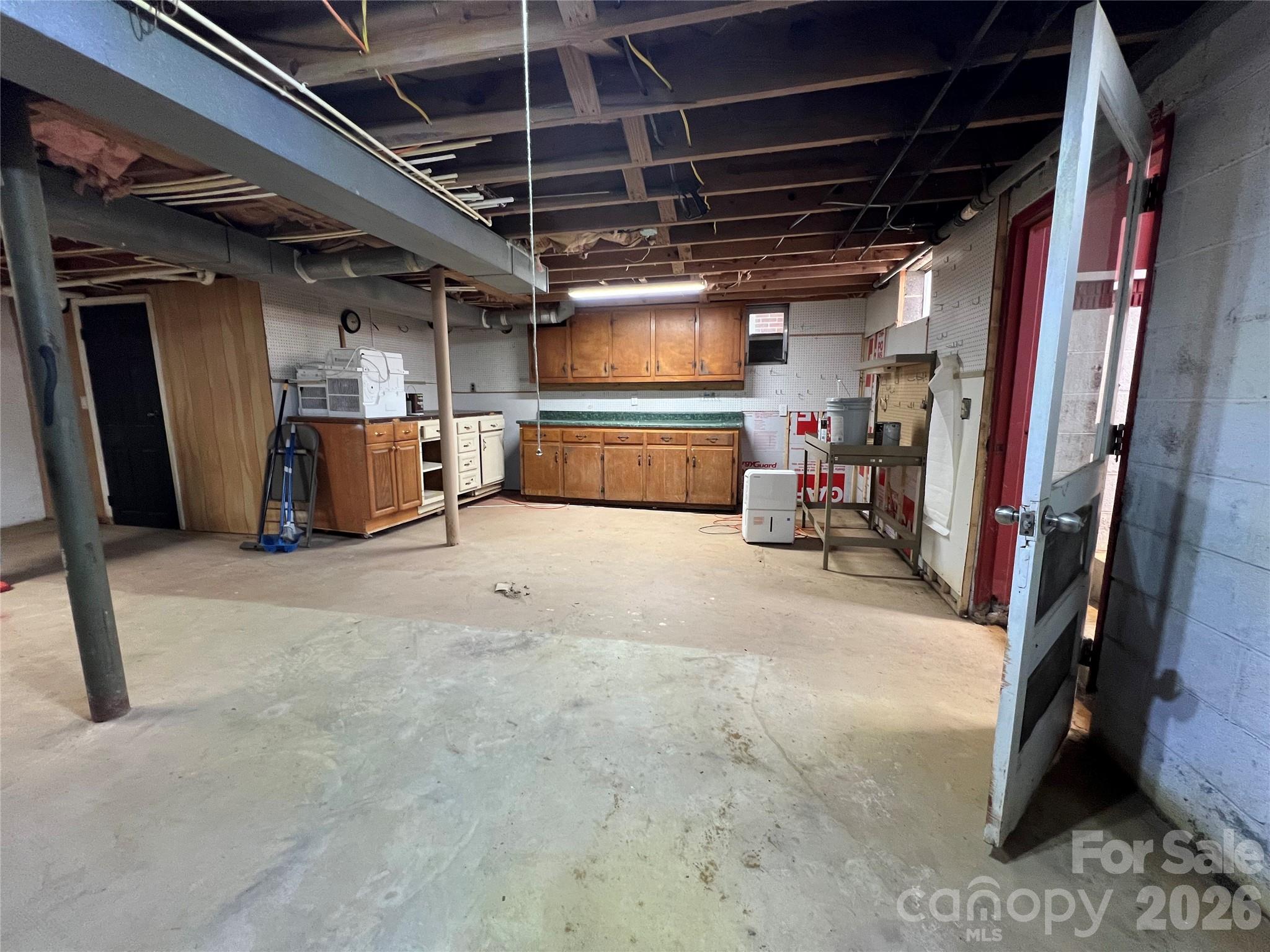 93 Laycock Road Hendersonville NC 28792