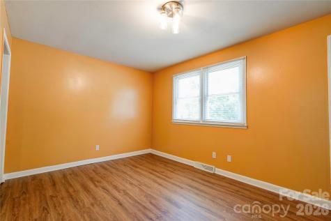201 Skycrest Avenue Shelby NC 28152