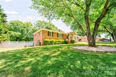 201 Skycrest Avenue Shelby NC 28152