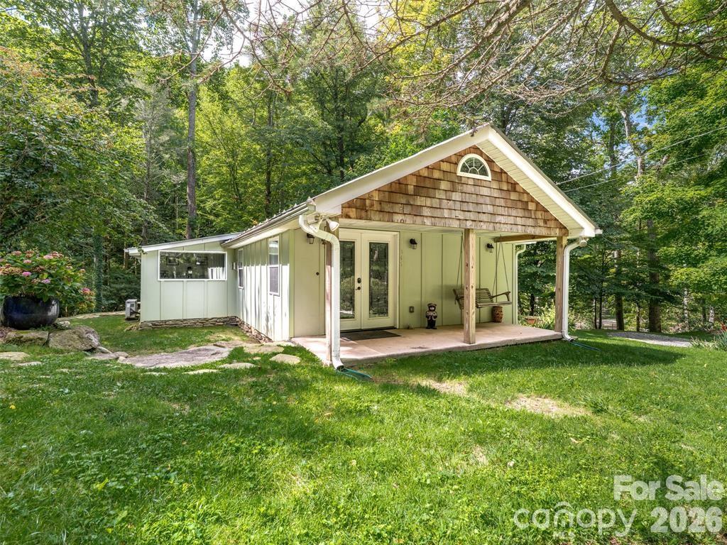 347 Blackberry Inn Road Weaverville NC 28787