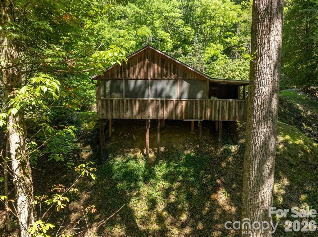 347 Blackberry Inn Road Weaverville NC 28787