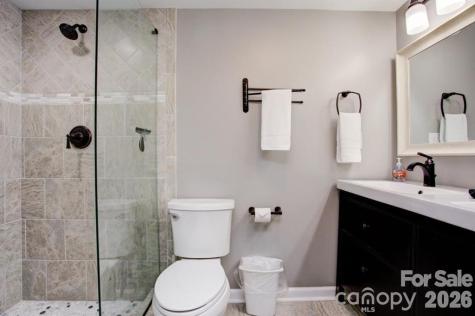 347 Blackberry Inn Road Weaverville NC 28787