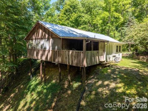 347 Blackberry Inn Road Weaverville NC 28787