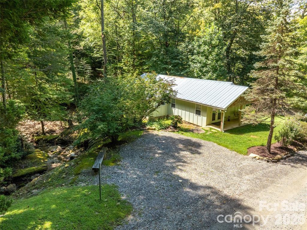 347 Blackberry Inn Road Weaverville NC 28787